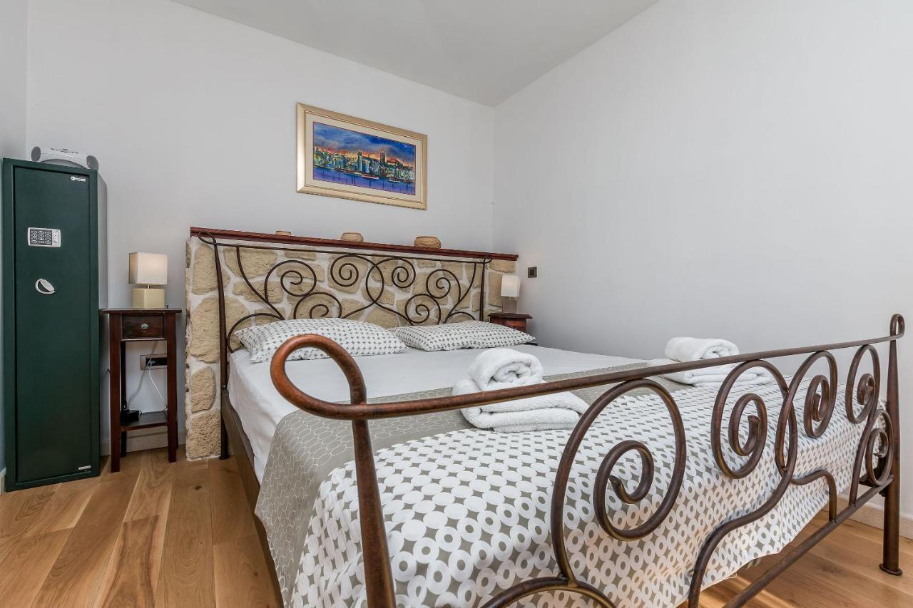 Villa Holiday Home Zvecanje 外观 照片