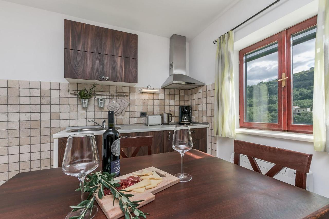 Villa Holiday Home Zvecanje 外观 照片